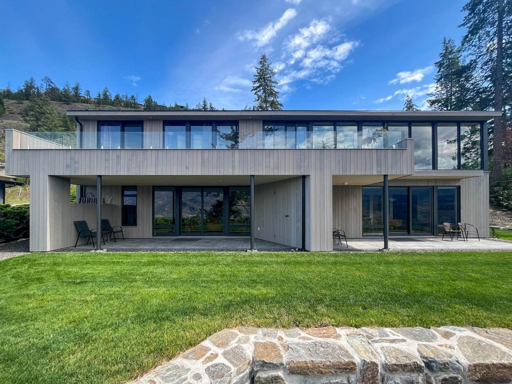 Kelowfornia Lakeview Retreat Kelowna Exterior foto
